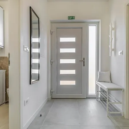 Апартаменти Veluana 3 With A Balcony *