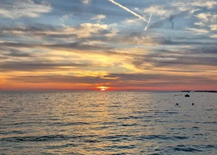 Апартаменти Veluana 3 With A Balcony Пула