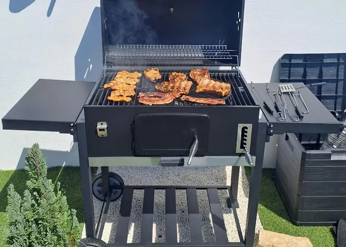 Veluana 3 With A Balcony Pula