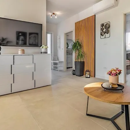 Veluana 3 With A Balcony Lägenhet *