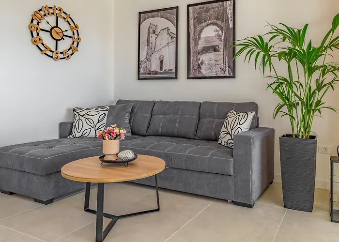 Veluana 3 With A Balcony * פולה