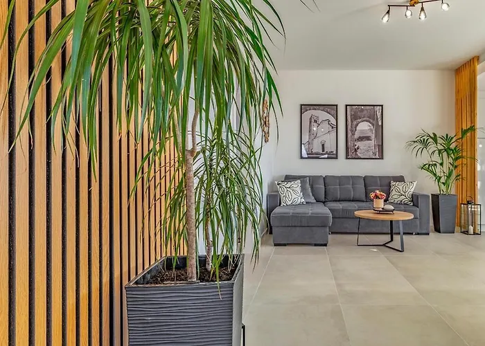 Veluana 3 With A Balcony * פולה