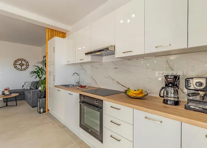 דירה Veluana 3 With A Balcony *